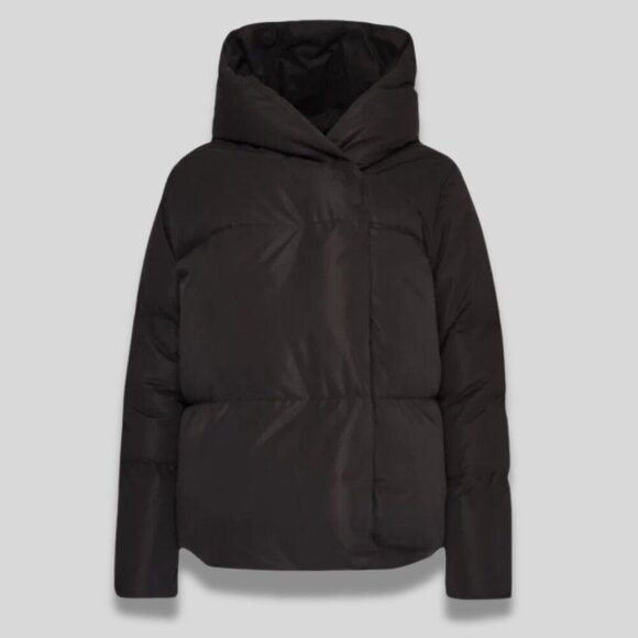 SWEATY BETTY Cocoon Down Wrap Short Jacket Black Size M - Picture 1 of 10